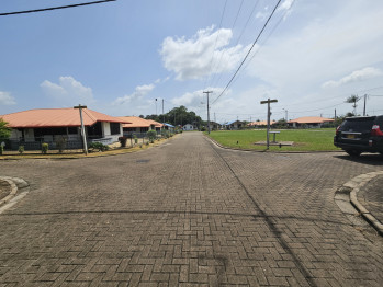 Details SEKRE PATU BUITEN (EURO 60 PER M2)
